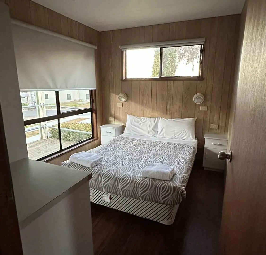 Eaglehawk Park Canberra Holiday park